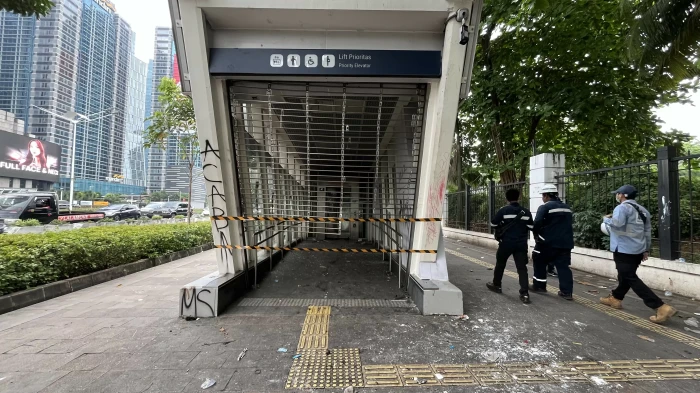 Stasiun MRT Istora Mandiri...