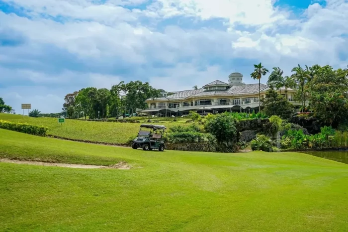 Turnamen Golf Kemerdekaan...