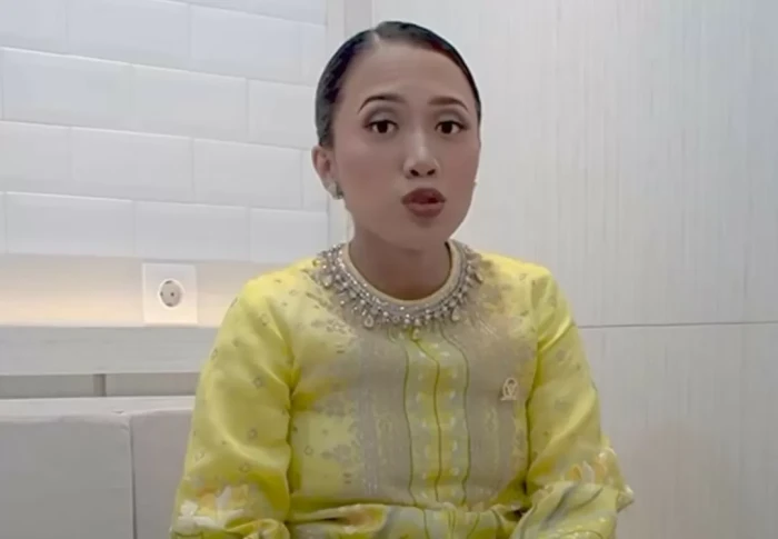 Respons Puteri Komarudin...