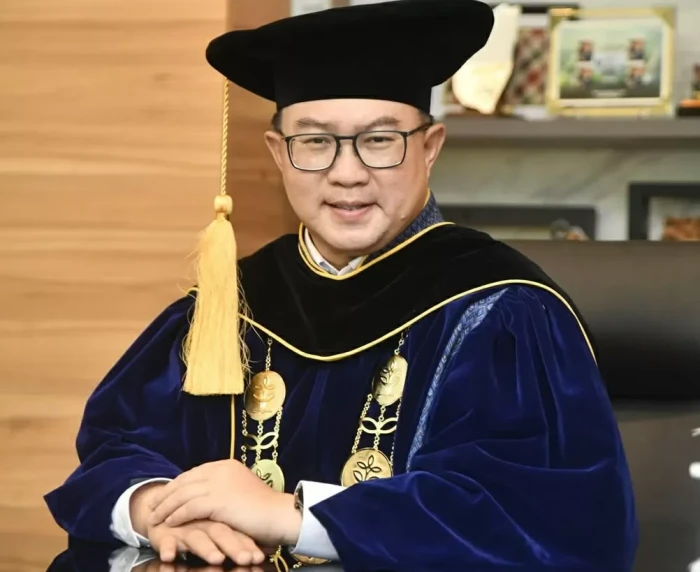 Riwayat Pendidikan Arif...