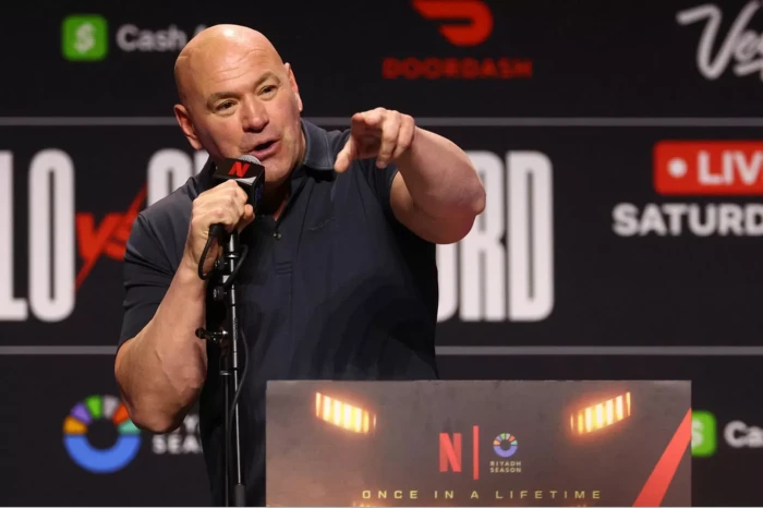 Dana White Berikan Bonus...