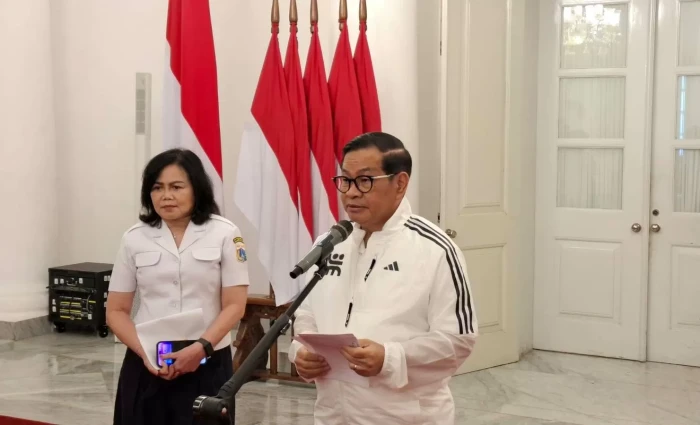 Pramono Anung Gratiskan...