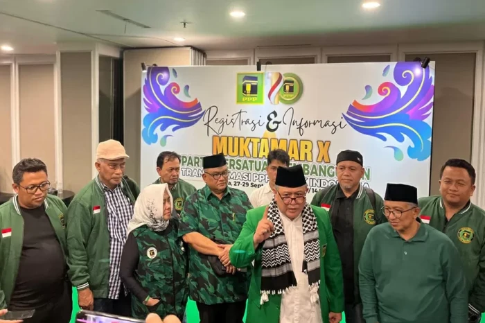 Muktamar PPP Ricuh,...