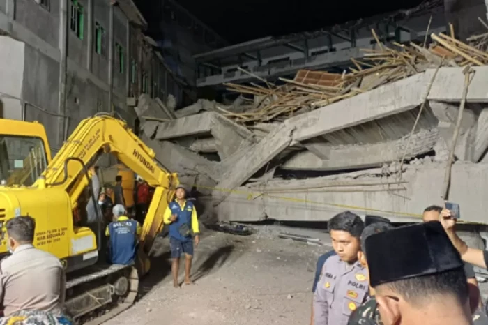 4 Alat Berat Dikerahkan...