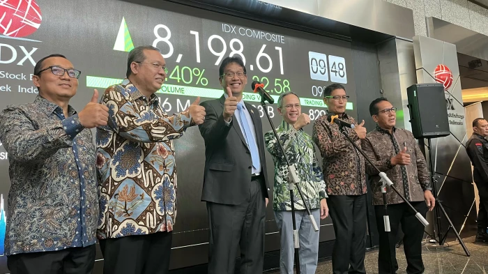 Purbaya Sambangi BEI,...