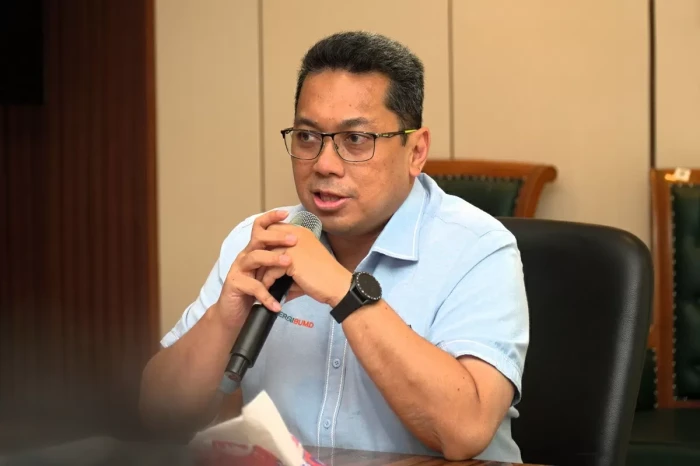 Kuatkan Hilirisasi,...