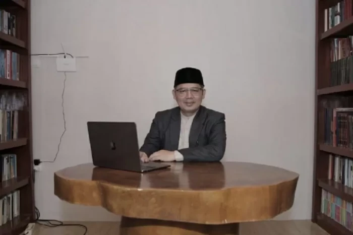 Guru Besar UIN Syekh...