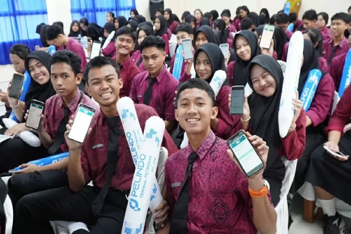 Ratusan Pelajar di Mempawah...