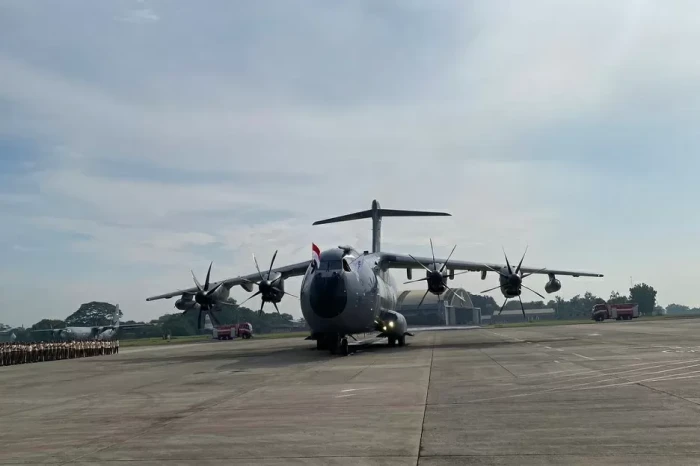 Pesawat Angkut A400M...