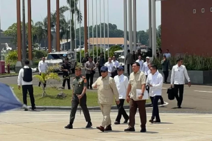 Presiden Prabowo Hadiri...