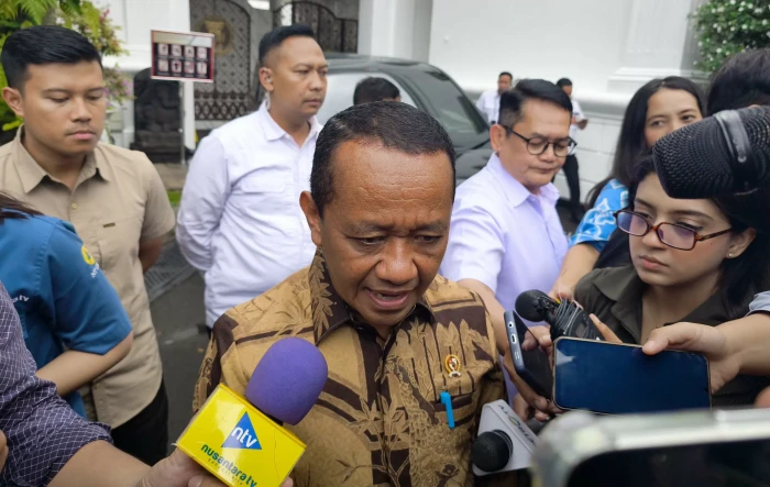 Respons Putusan MK Soal...