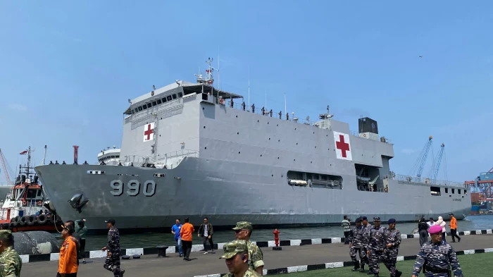 TNI AL Kerahkan Tenaga...