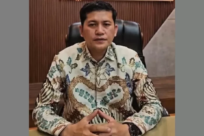 Bupati Aceh Selatan...
