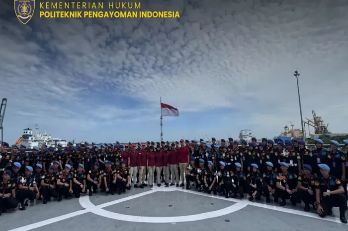 8 Sekolah Kedinasan...