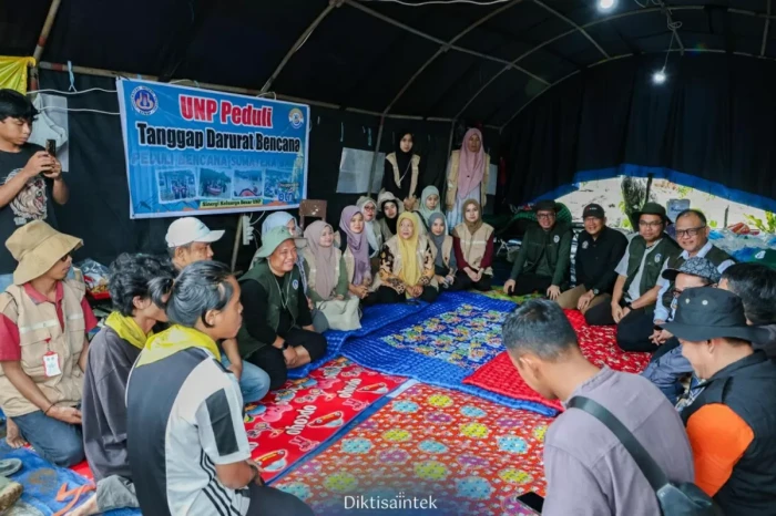 Kemendiktisaintek Dorong...
