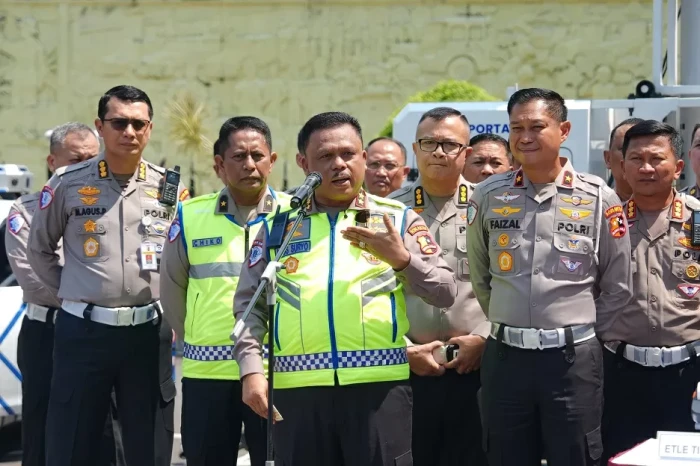 Keselamatan Lalu Lintas,...