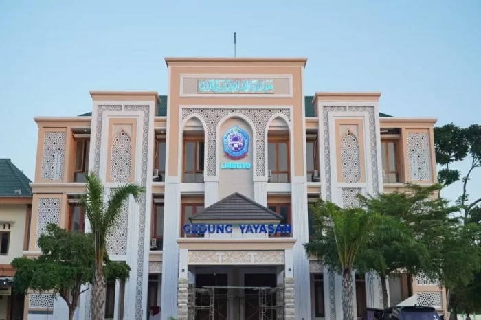 Sikapi Kisruh PBNU,...