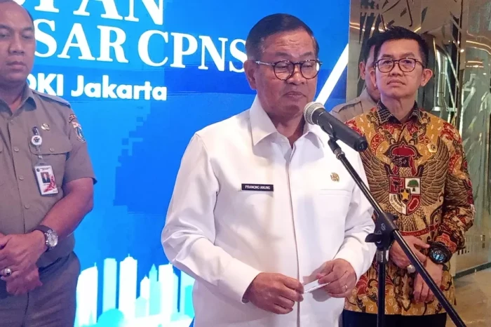 Gubernur DKI Jakarta...