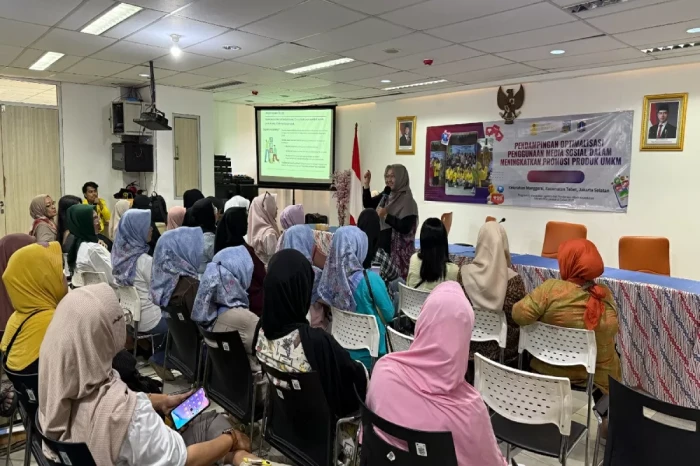 Dosen FIA UI Dampingi...