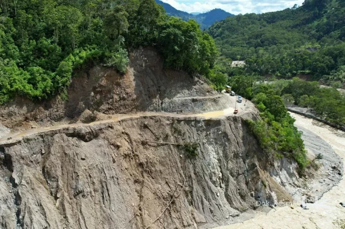 Puluhan Alat Berat Dikerahkan,...