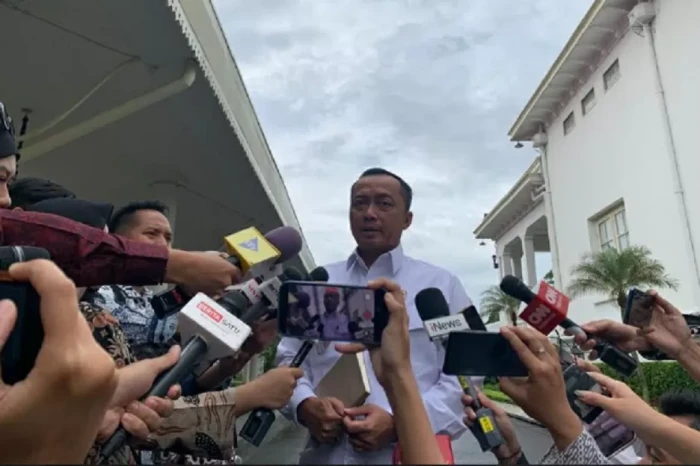 Presiden Kumpulkan Rektor...