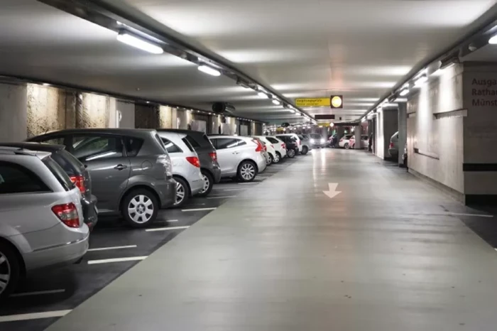 Digitalisasi Parkir...