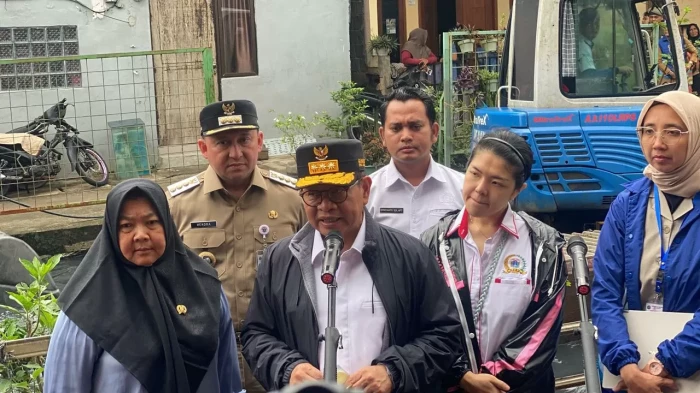 Normalisasi Kali Ciliwung:...