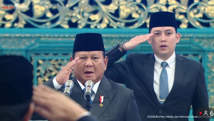 Prabowo Lantik Anggota...