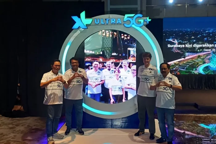 Hadirkan XL Ultra 5G+,...
