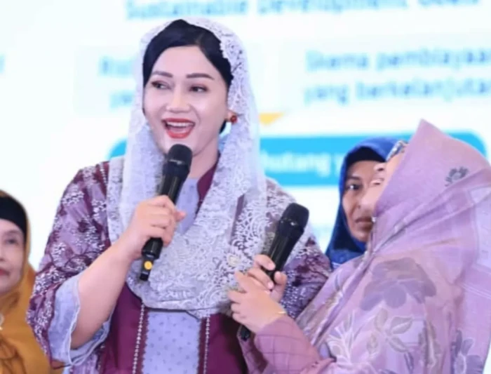 Profil Kiki Widyasari,...