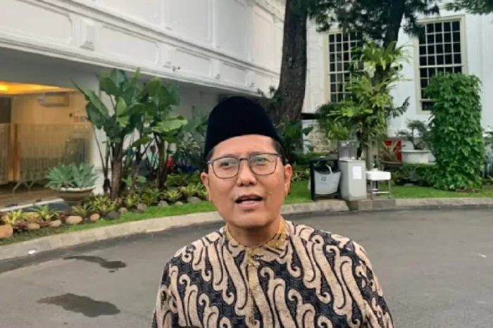 Presiden Janji Akan...