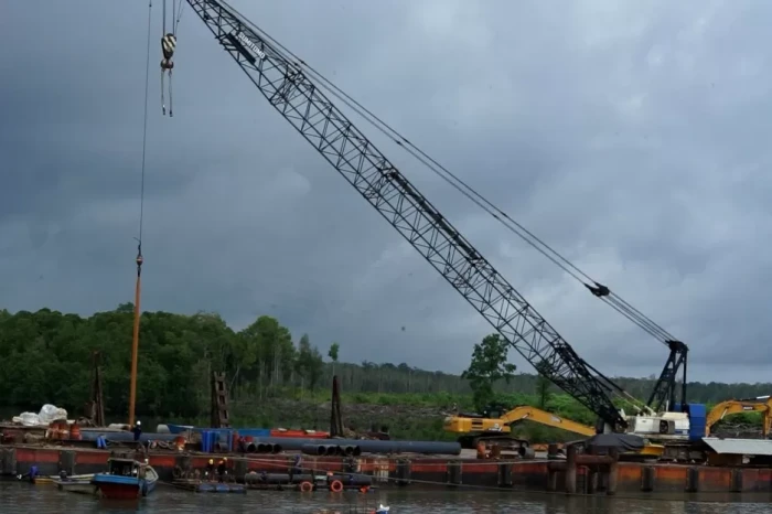 Pembangunan Dermaga...