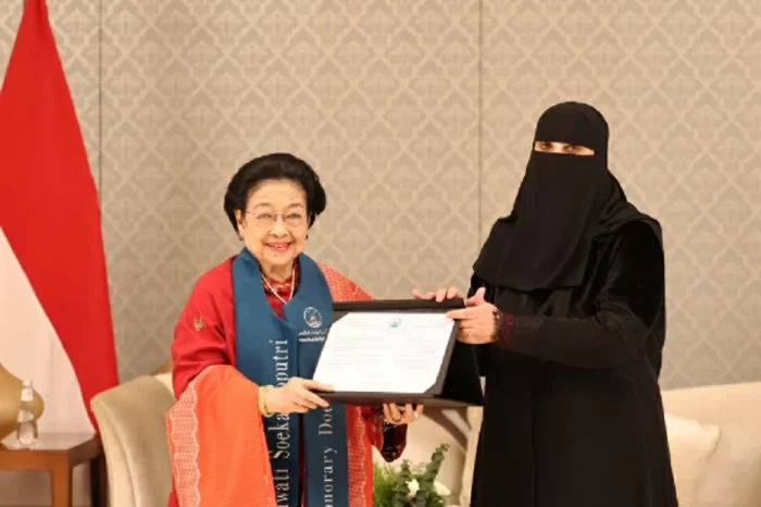 Megawati Sandang Gelar...