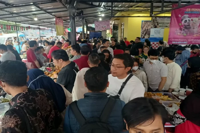 Hari Pertama Ramadan,...