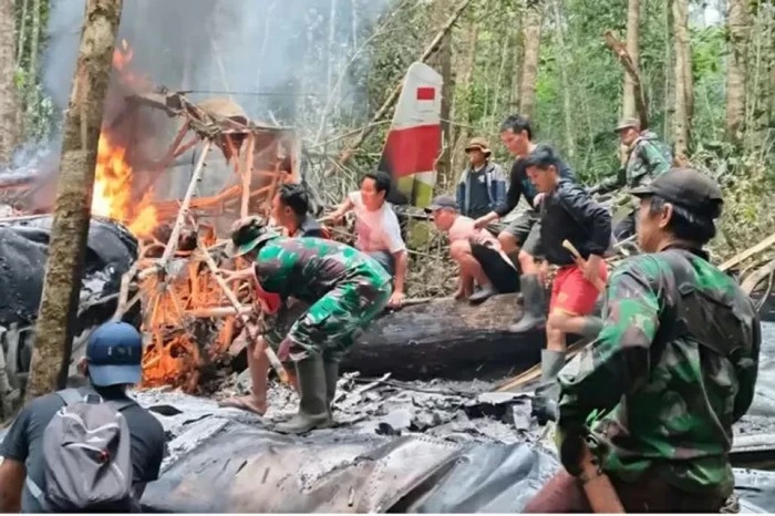 Pesawat Pelita Air Jatuh...