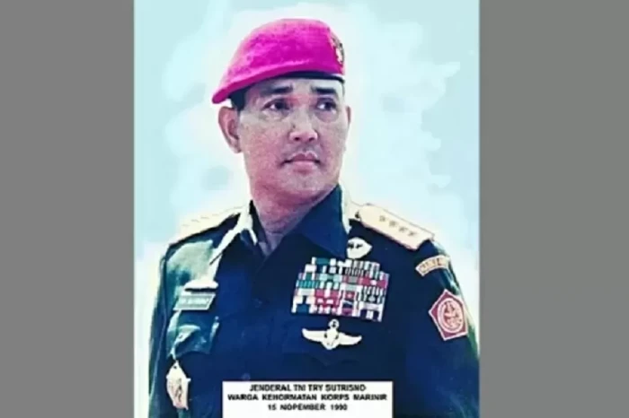 Profil Try Sutrisno,...