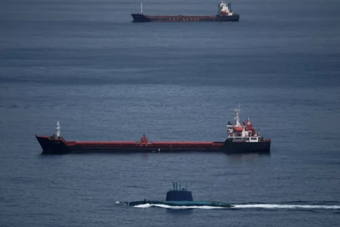 Iran Tutup Selat Hormuz,...