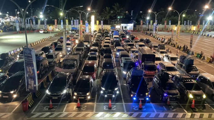 Arus Mudik Lebaran 2026,...