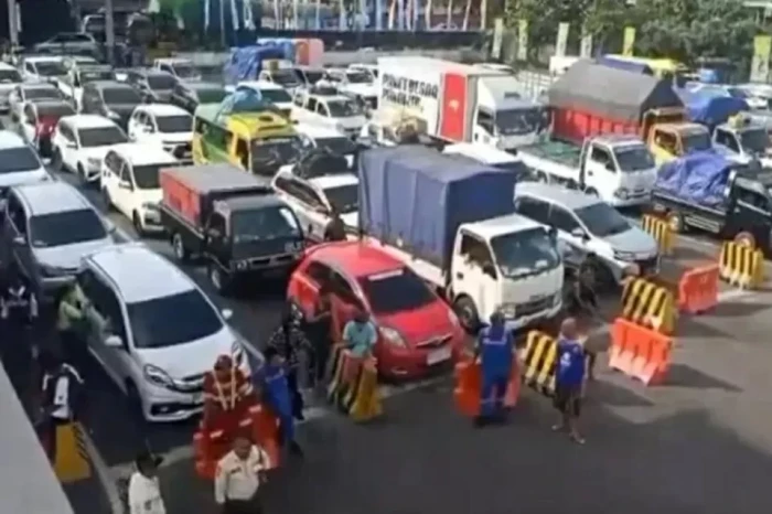 Macet Horor di Pelabuhan...