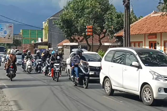 Arus Mudik Lingkar Gentong...