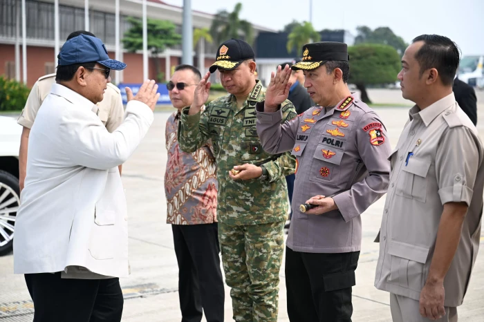 Presiden Prabowo Terbang...