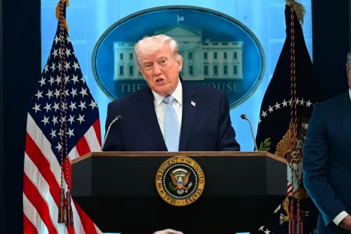 Trump Sebut Warga Iran...