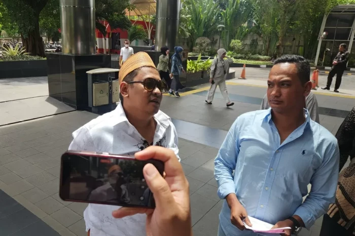 KPK Periksa Bos Rokok...
