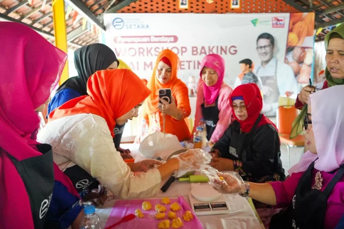 Cara Sandiaga Uno Bikin...
