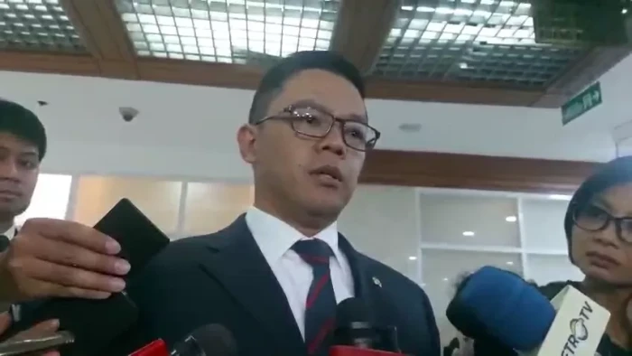 Bebaskan 9 WNI Ditangkap...