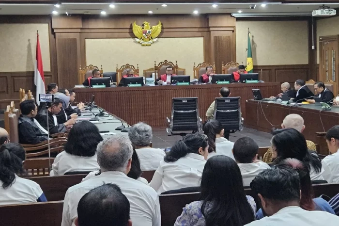Kecewa JPU Tolak Pledoi,...