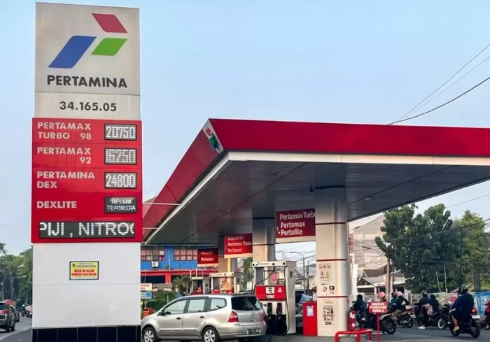 Harga Pertamax Melejit...