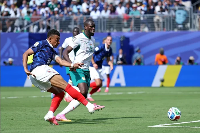 Hasil Prancis vs Senegal:...