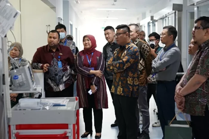 Tingkatkan Layanan Kesehatan...