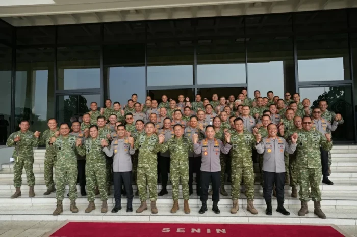 Bertemu Panglima TNI,...
